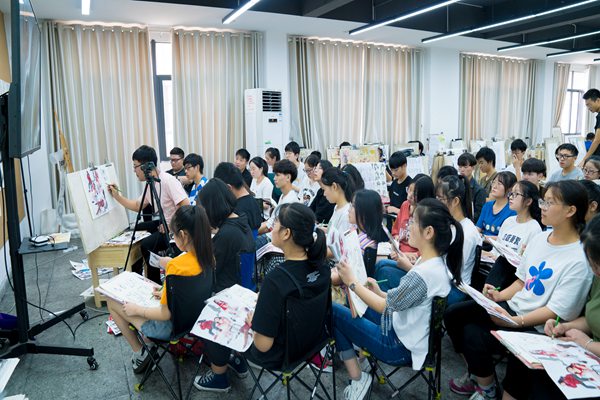 美术高考都考什么内容？美术二本分数线一般是多少应该如何报考